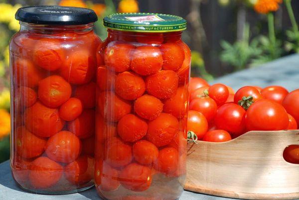 cans with tomatoes