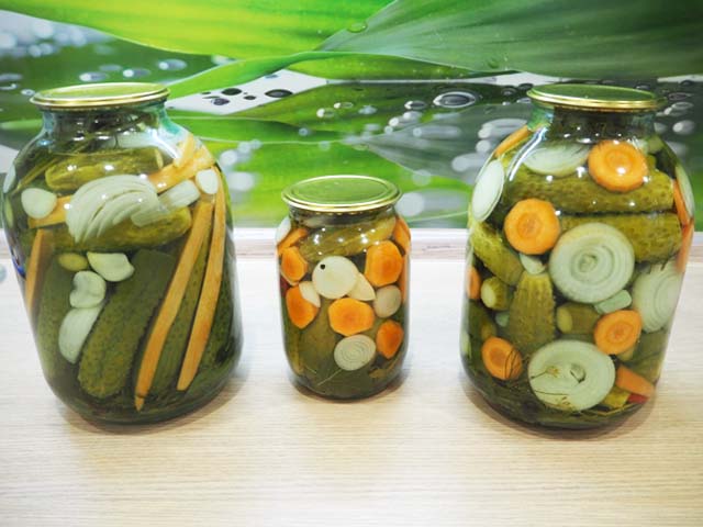 pickled cucumbers