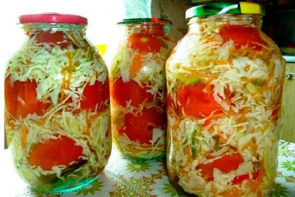 tomatoes with white cabbage