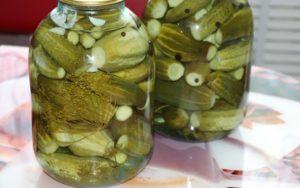 4 step-by-step recipes for granny's crispy pickles for the winter