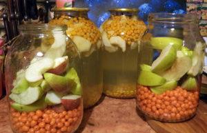 4 best recipes for making apple and sea buckthorn compote for the winter