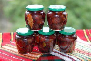 TOP 3 simple recipes for making pickled plums with cloves for the winter