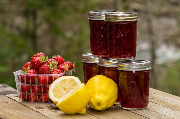 jam with lemon