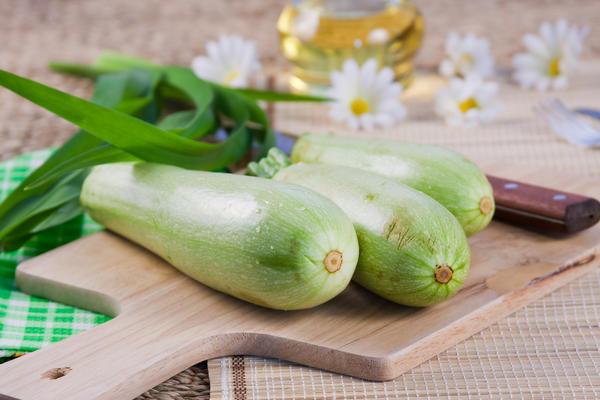 courgettes fraîches