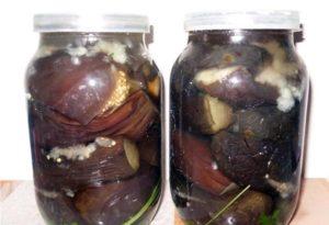 TOP 3 des recettes pas à pas pour les aubergines entières marinées pour l'hiver