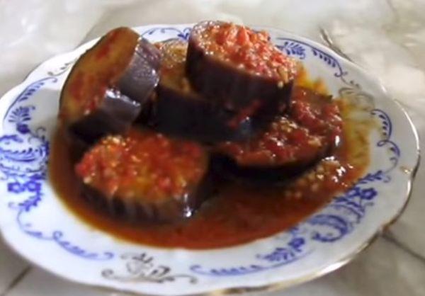 aubergine à la tomate