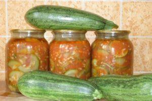 Une délicieuse recette pour cuisiner des courgettes avec sauce satsebeli pour l'hiver