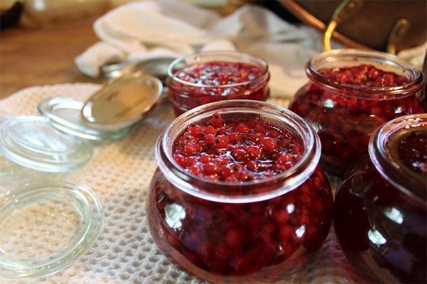 pickled berries