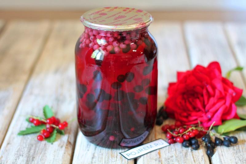 compote in liter jars