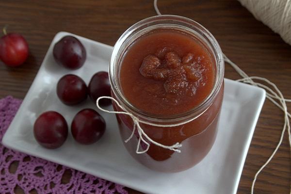 confiture dans un pot