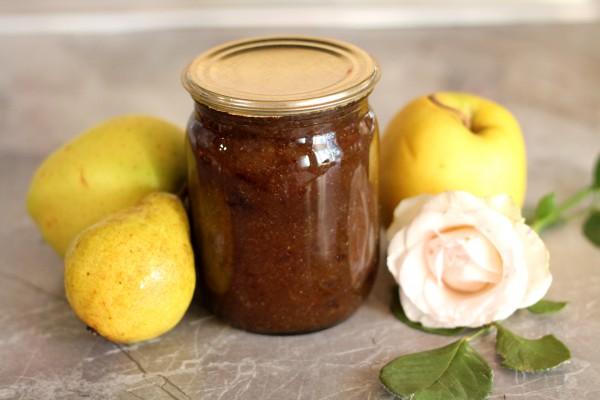 confiture dans un pot