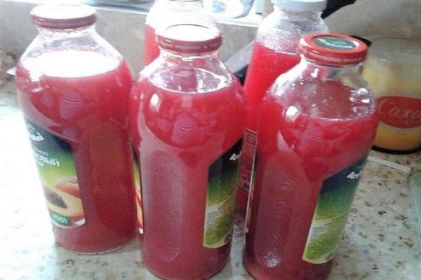 juice mula sa isang juicer