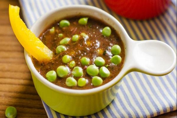 peas in sauce