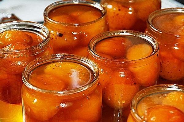 confiture aux noyaux