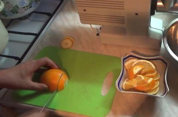 trancher des oranges