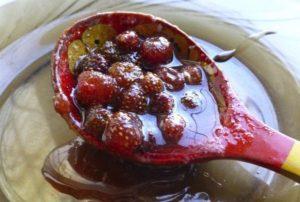 8 simple and delicious recipes for forest strawberry jam for the winter