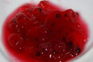 TOP 4 recipes for currant jam 5-minute as jelly for the winter