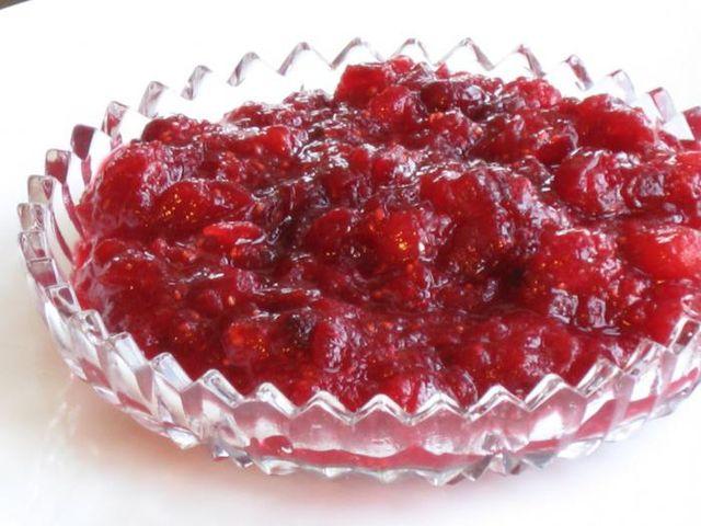 confiture aux pommes et framboises