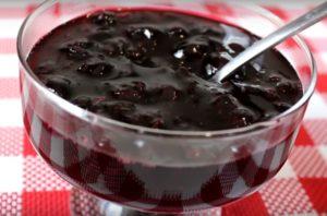 TOP 3 des recettes pour faire de la confiture de cassis sans sucre pour l'hiver