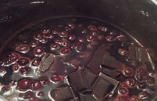 Cerise enrobée de chocolat