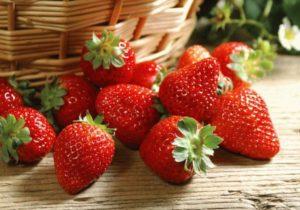 TOP 13 interesting recipes for preparing strawberries for the winter