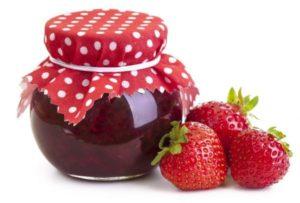 TOP 7 recipes for making strawberry jelly with gelatin for the winter