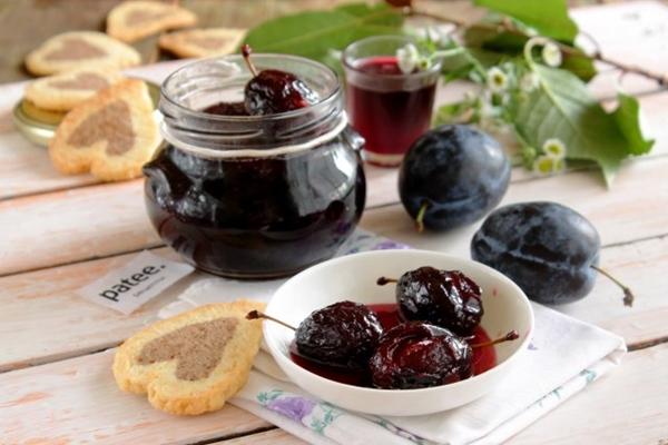 Plum jam