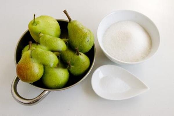 Pears sugar acid on one table