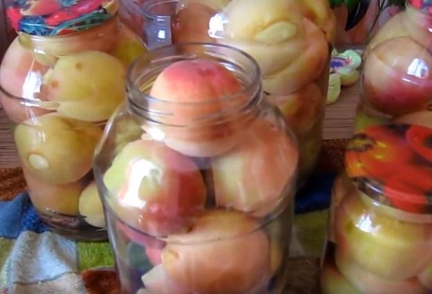 peaches with seeds