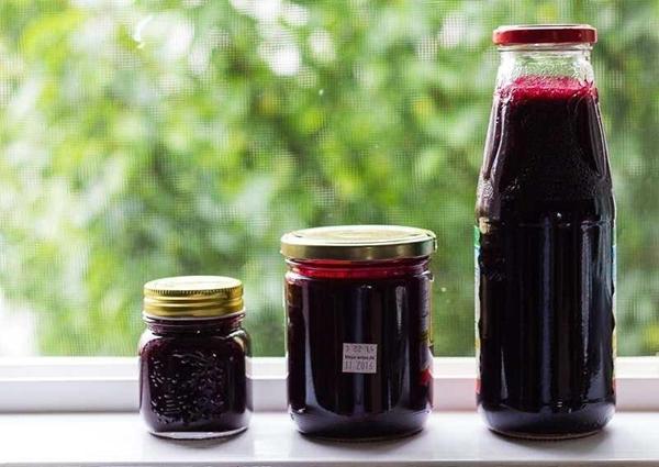 Sirop de cassis pour l'hiver