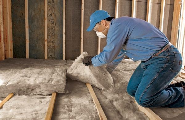 Insulation of the floor in the hen house