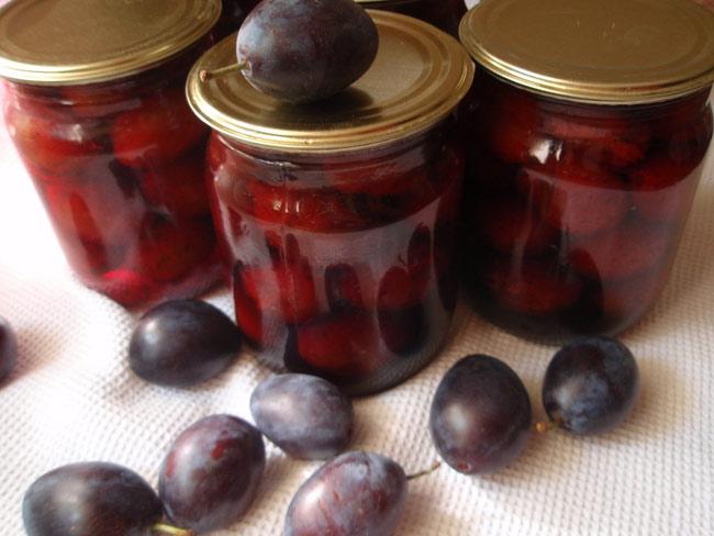 Ciruelas en escabeche