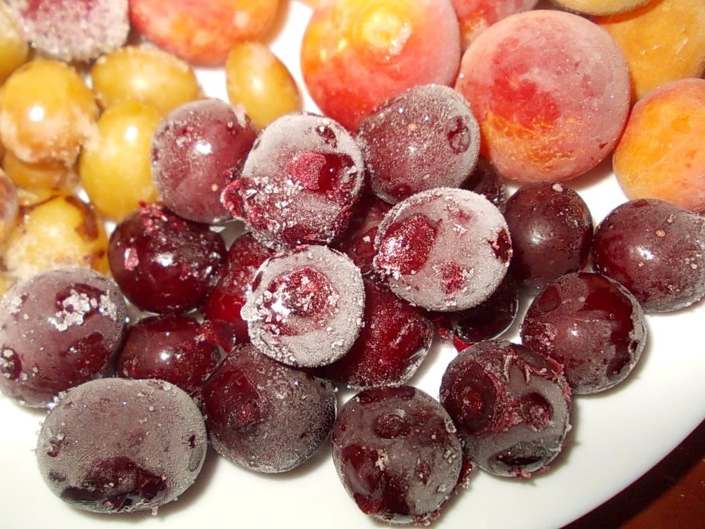 freezing grapes