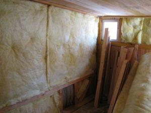 Instructions on how to insulate a chicken coop for the winter with your own hands