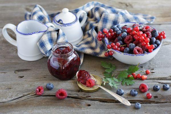 Confiture de différentes baies