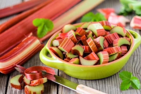 slicing on a plate