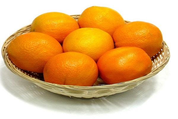 oranges in a basket