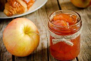 TOP 3 recipes for transparent jam with cinnamon apple slices