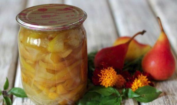 confiture de poire dans une mijoteuse