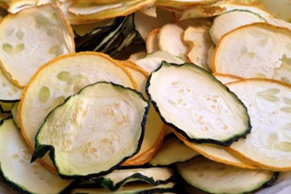 Courgettes séchées pour l'hiver