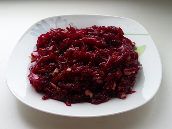 beets with garlic for the winter