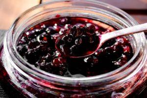 6 recipes for the step-by-step preparation of irgi jam for the winter