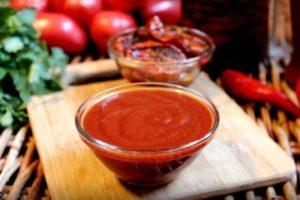 A step-by-step recipe for making cinnamon ketchup for the winter