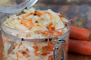 11 delicious recipes for cooking spicy cabbage for the winter