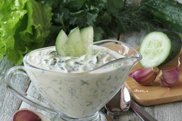 mayonnaise with cucumbers