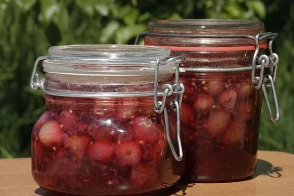 gooseberries in jars