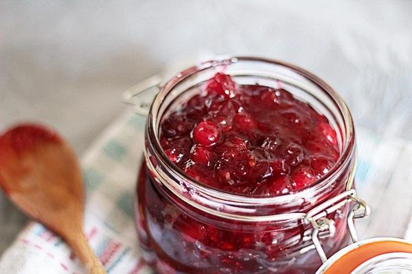 plums with pear