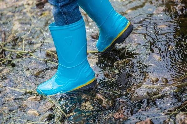 rubber boots