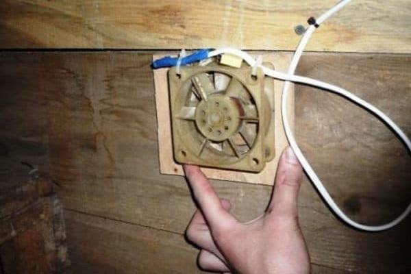 ventilační instalace