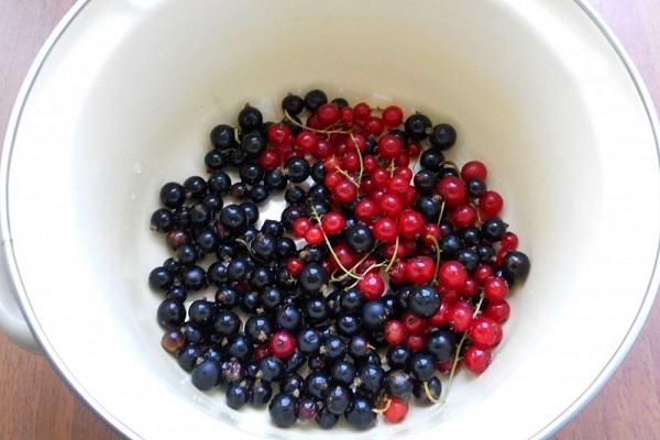 different berries